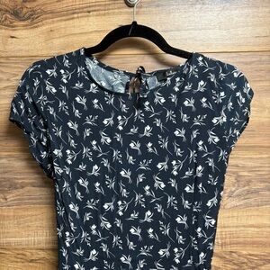 Lulu's Black and White Floral Blouse